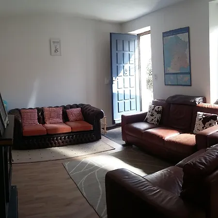 Sidsmums Travellers Retreat Hostel *