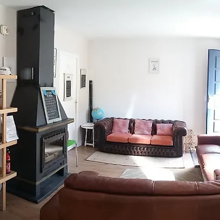 Sidsmums Travellers Retreat Hostel